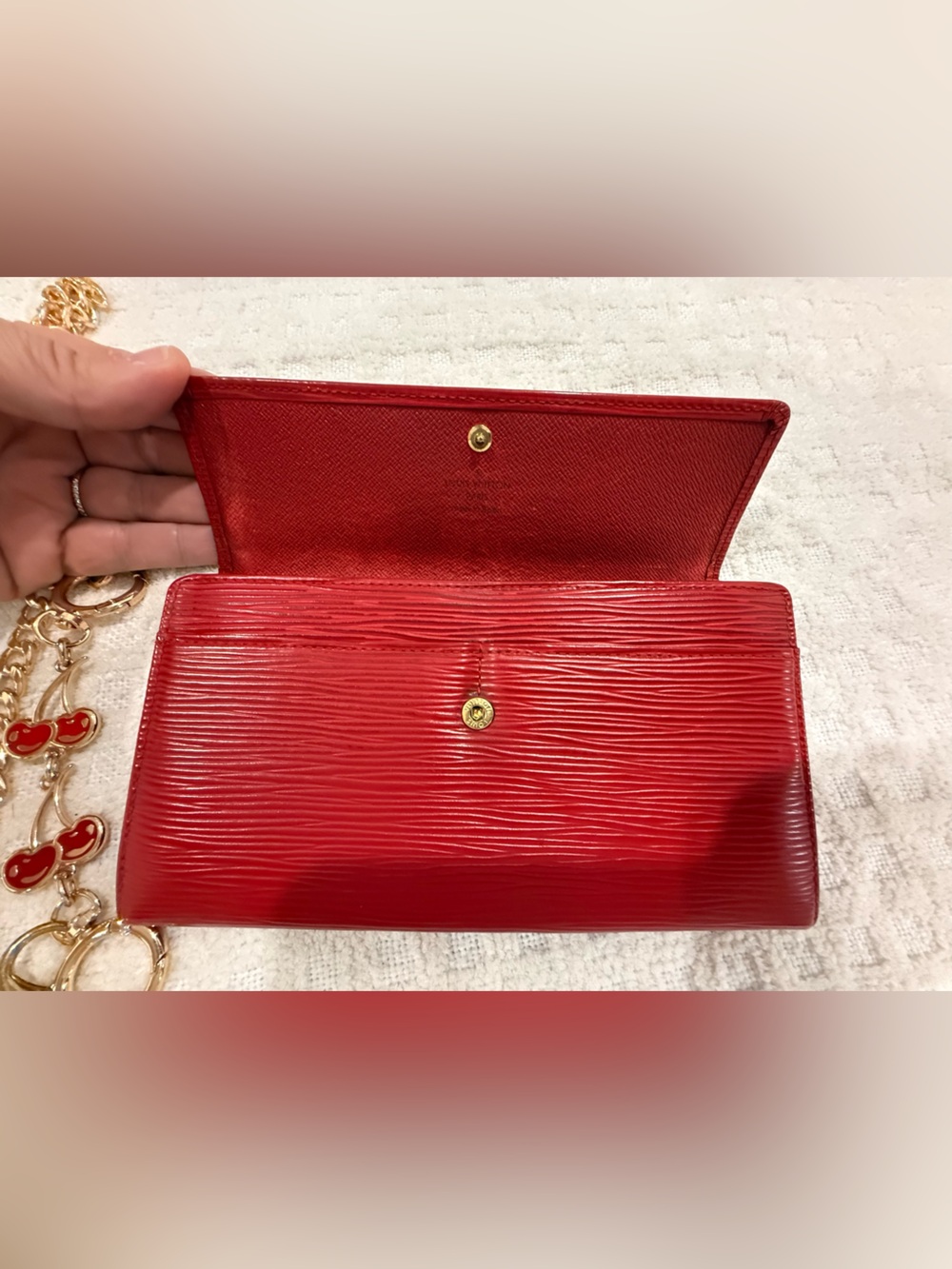 Louis Vuitton Epi Leather (long) Sarah Wallet in Brilliant Red/Red VGUC - Picture 13 of 13